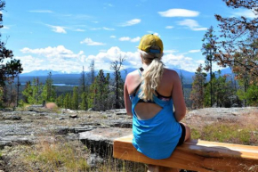 Retreat Wilderness Inn, Nimpo Lake